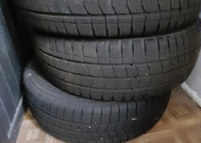 Grajewo ogłoszenia: Sprzedaję komplet  opon zimowych do Busa Kleber Translap
wymiary...